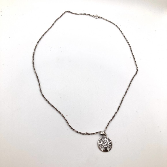 Sterling Silver tree pendant on sterling silver 20” chain - Picture 10 of 10